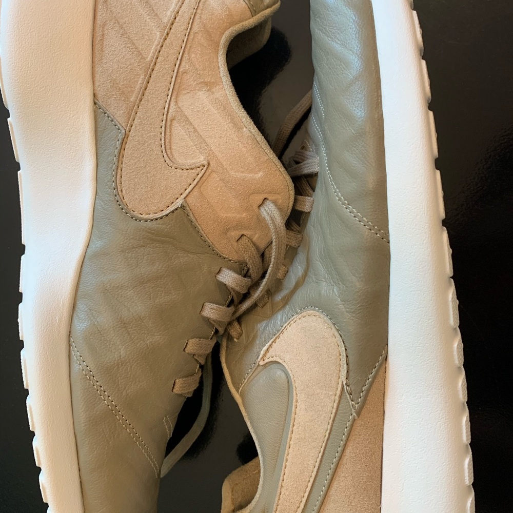 Nike Roshe Tiempo - Rare Color